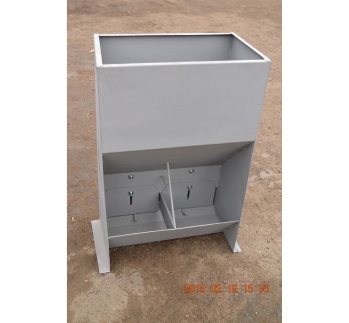 Годівниця для свиней на відкорм 2 секції 140 л 5-15 голів