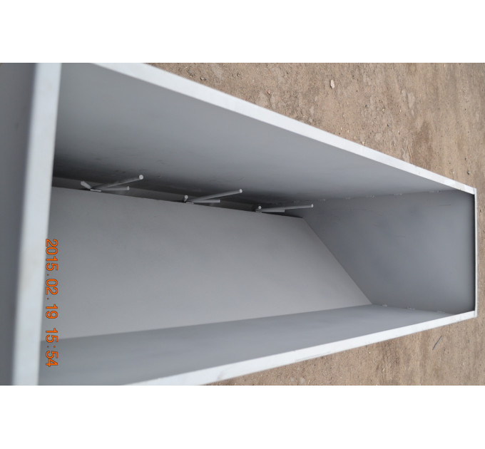 Кормушка для свиней бункерная 4 секции 15-30 голов 280 л