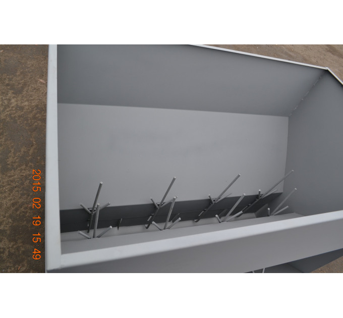 Годівниця для свиней на відкорм 8 секцій 500 л 30-60 голів