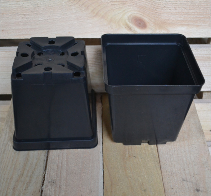 Горшок квадратный 4 л 18*18*18, Donkwiat S4