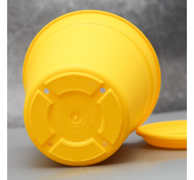 Вазон "Глорія" з підставкою 11*10,2 см. Алеана, темно-жовтий