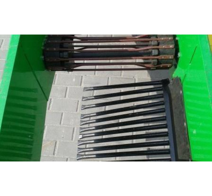 Картофелекопалка однорядная Bomet транспортерная