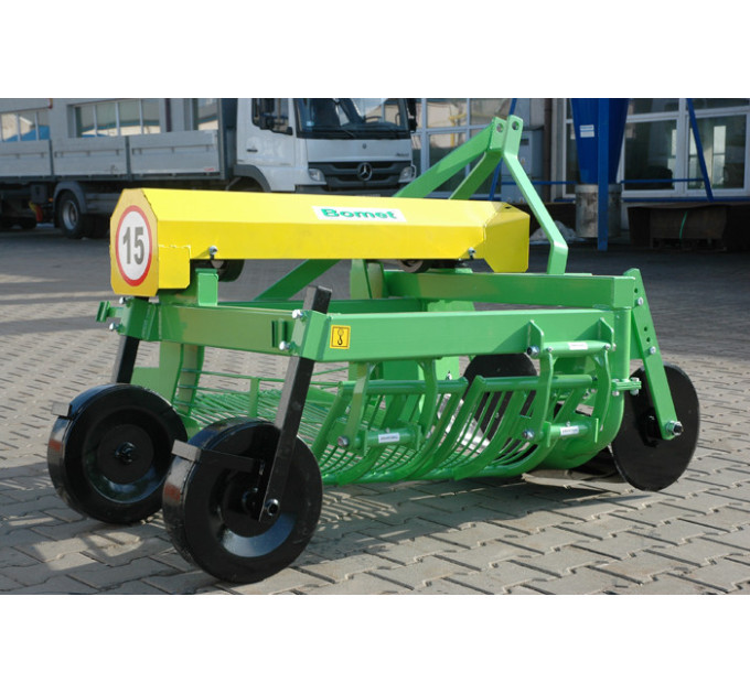 Картофелекопалка вибрационная Bomet Z-655, боковая выгрузка
