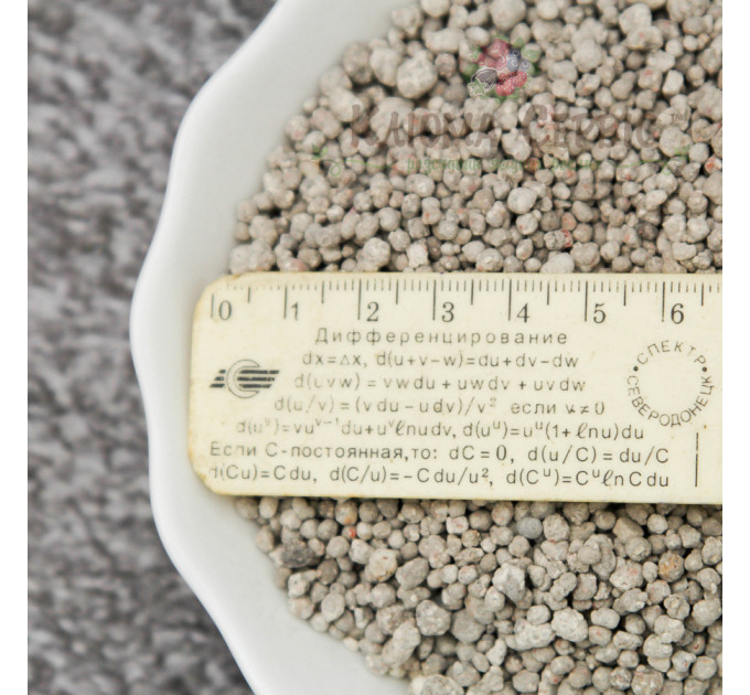 Удобрение Ogrod 2001 для газону (Анти мох) фасовка 1 кг ПЭТ