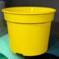 Горшок для цветов LotPlast 2 л d16 желтый