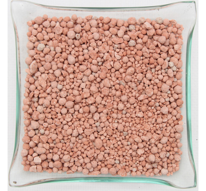 Удобрение гранулированное комплексное NPK 16.16.16, упаковка 1 кг УкрАгро