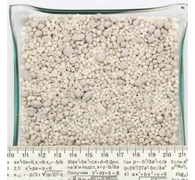 Универсальное удобрение для цветов NPK 15-7-15, упаковка 1 кг Ostchem