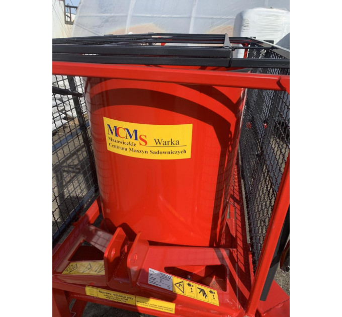 Разбрасыватель-измельчитель соломы Warka