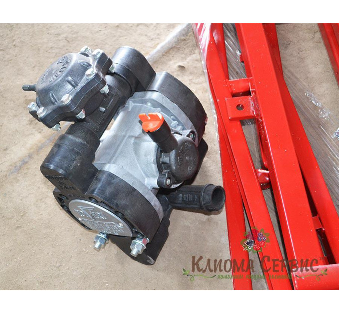 Опрыскиватель навесной Wirax 200 л./8м.