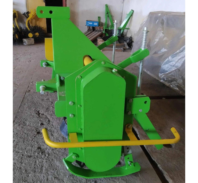 Грунтофреза навісна Bomet 1.6 м