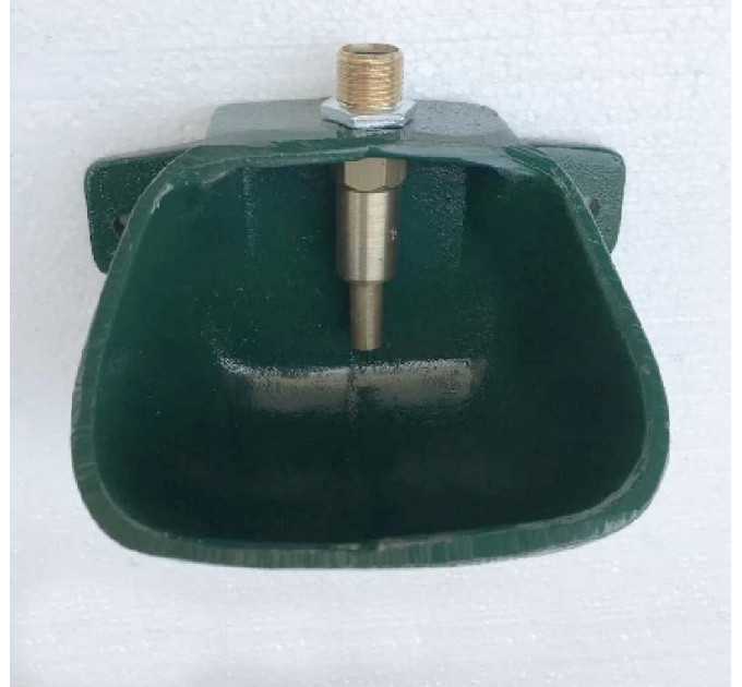 Поилка для хряков и свиноматок з латунным клапаном