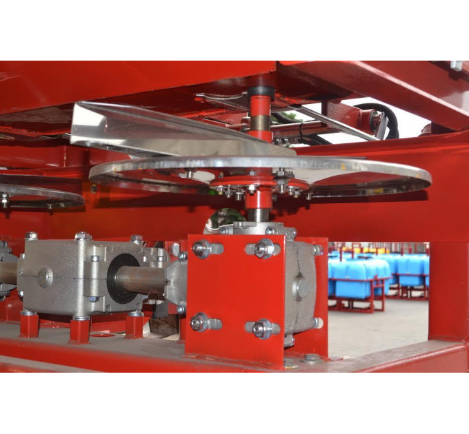 Разбрасыватель навесной JAR-MET на 1000 литров