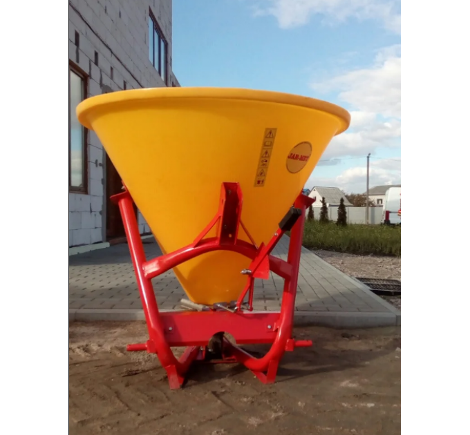 Разбрасыватель минеральных удобрений (пластик) JAR-MET 500 кг