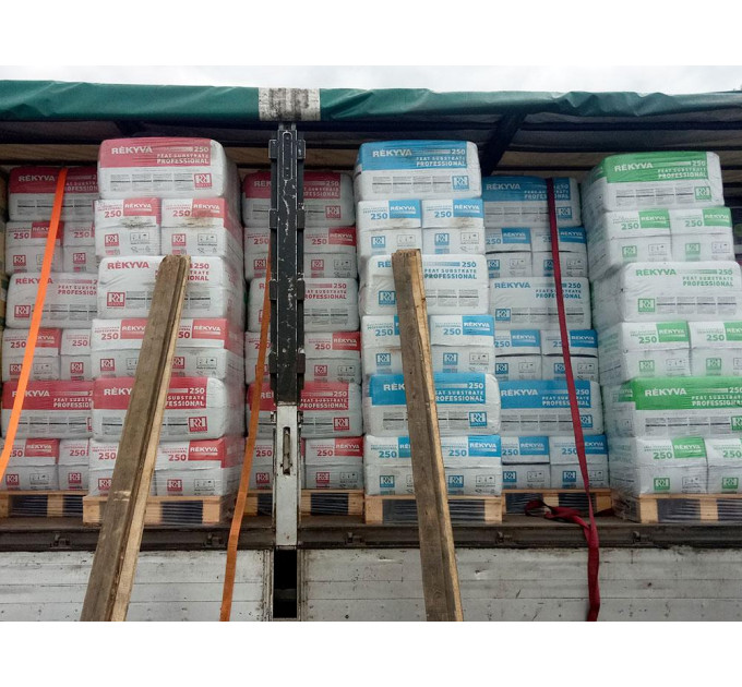 Торфяной субстрат для клубники Remix 2 pH 5.5-6.5 0-20 мм 250 л, Rekyva