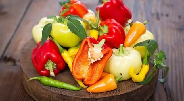 Посів розсади перцю, коли сіяти перець на розсаду?