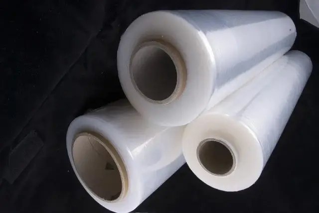 теплиця, плівка, плівка для теплиці, види плівки для теплиці, поліетиленова плівка, армована плівка, полівінілхлоридна плівка