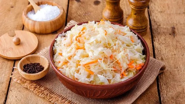 капуста, квашена капуста, приготування страв з квашеної капусти, рецепти страв з квашеної капусти