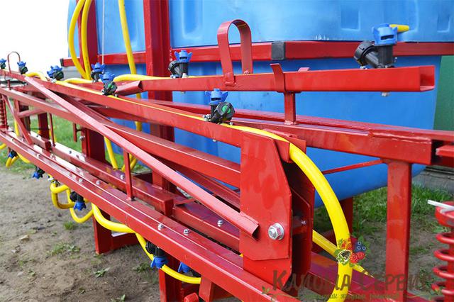 опрыскиватель навесной для трактора на 800 литров купить недорого в Украине